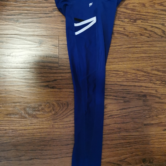 Fabletics 7/8 length tights - Picture 3 of 3